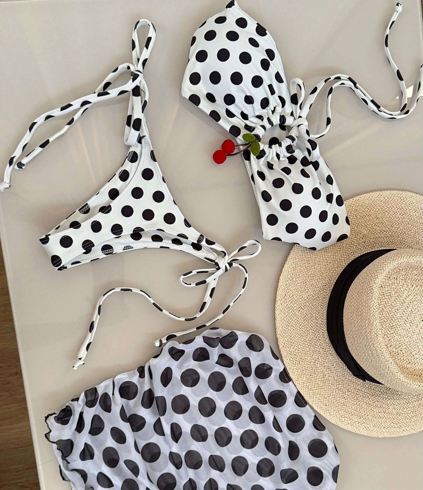 Conjunto Cherry Dots – Top + Mini Saia